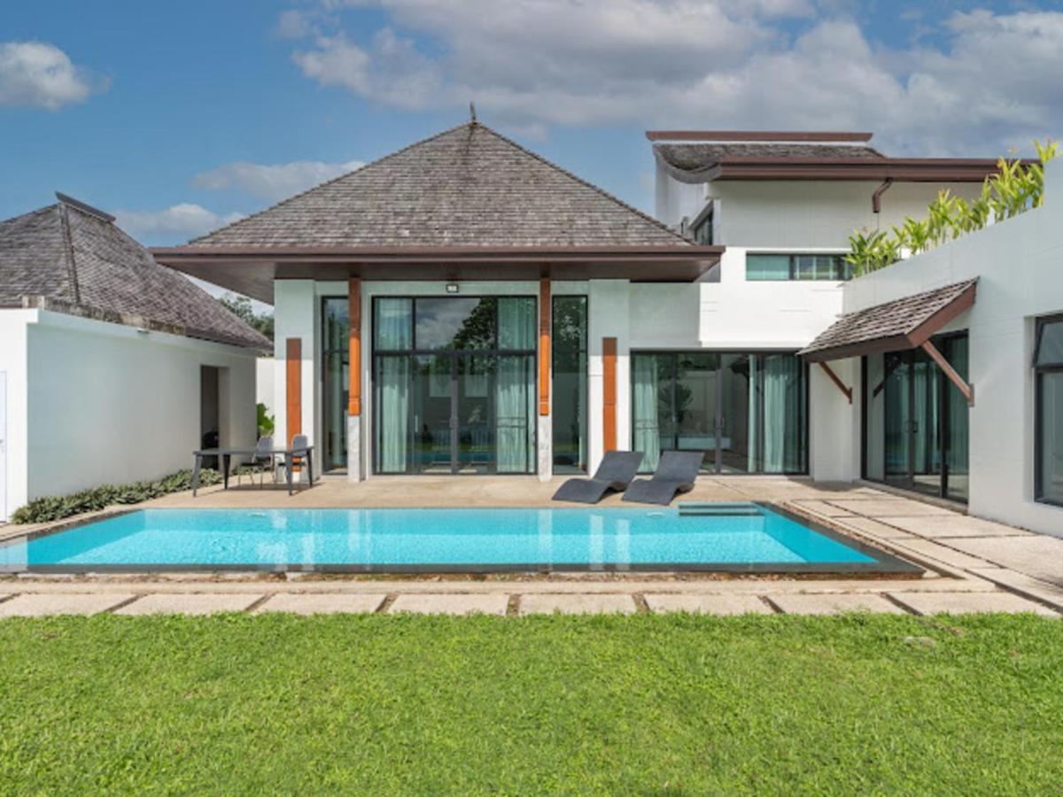 Beautiful Comfortable And Fully Equipped Big Pool Villa With 65Inch Smart Tv Located Near Popular Bangtao Beach And Laguna Παραλία Μπανγκ Ταο Εξωτερικό φωτογραφία